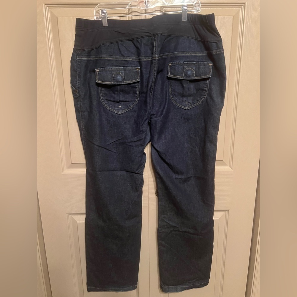 Old Navy Women's Dark Blue Maternity Jeans - Picture 2 of 5